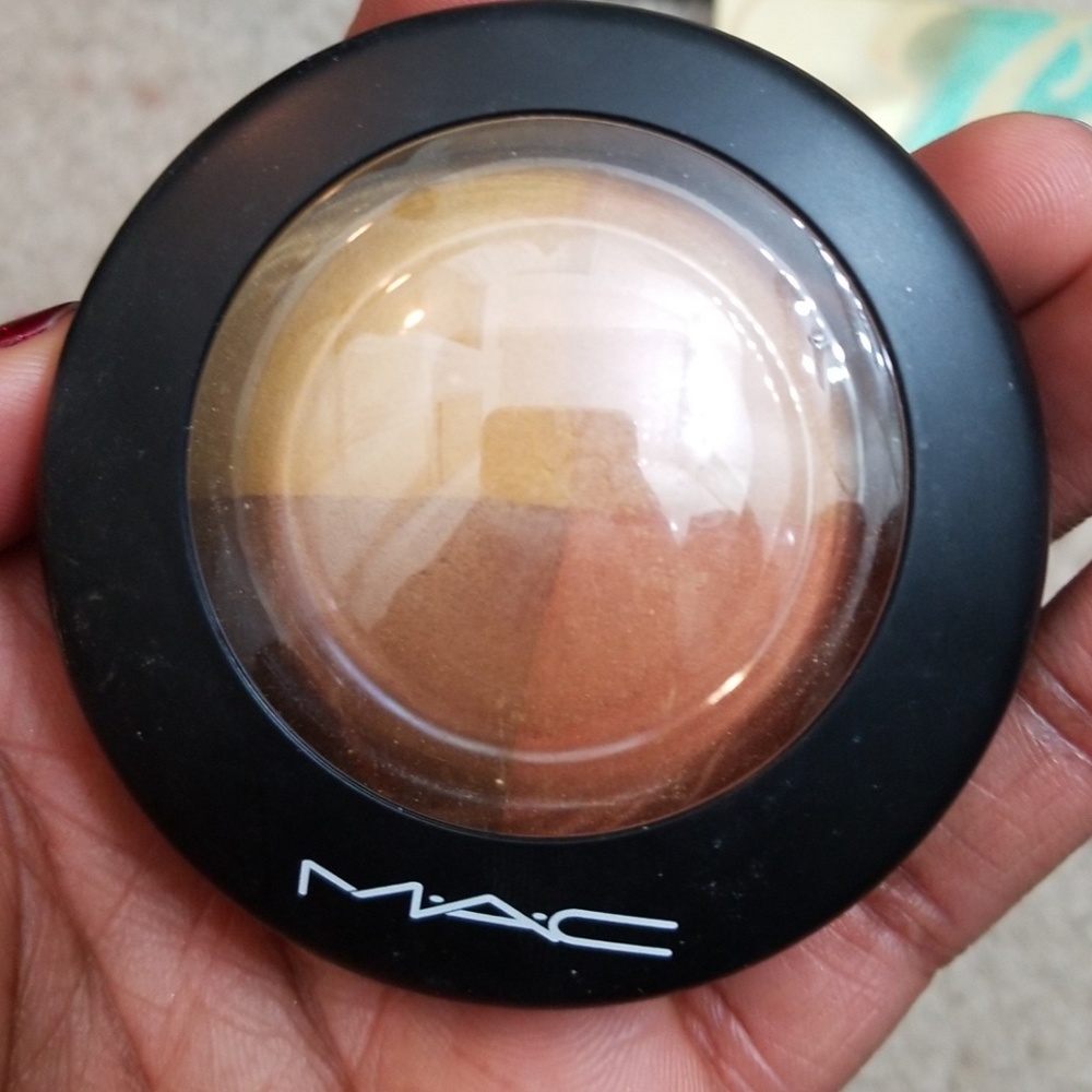 LIMITED EDITION Mac mineralize skinfinish natural